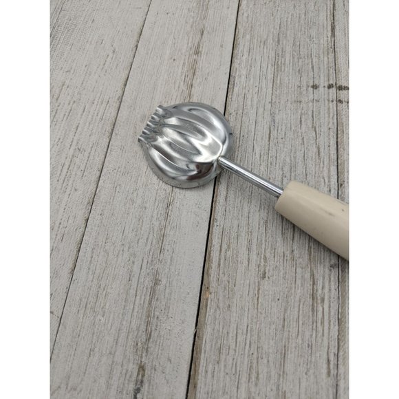 Ekco Multipurpose Food Garnishing Tool 7 3/4" Almond Handle Melon Chocolate - Picture 6 of 7